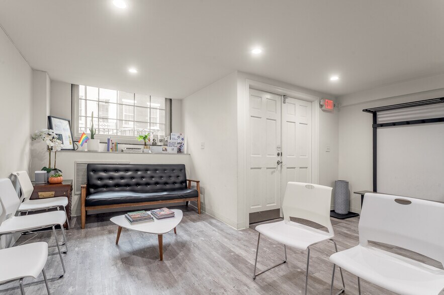 More Photos Of 179 Sullivan St, New York Apartments For Lease