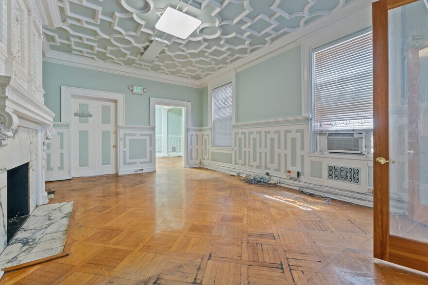 More Photos Of , Baltimore Office For Sale