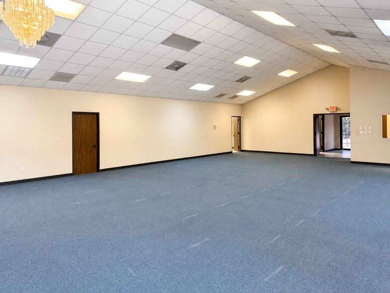 More Photos Of 3917 Wipprecht St, Houston Religious Facility For Sale