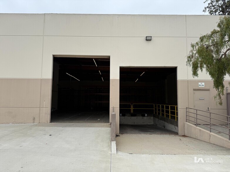 More Photos Of 3920 Gilman St, Long Beach Warehouse For Lease