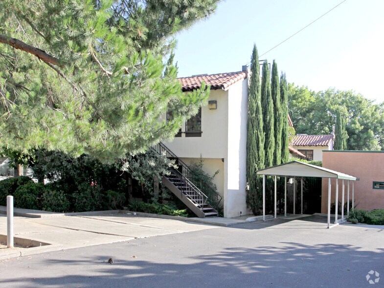 More Photos Of 1420 F St, Modesto Office For Lease