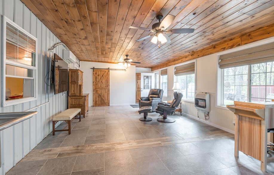 More Photos Of 5870 Old 66, Leasburg Winery Vineyard For Sale