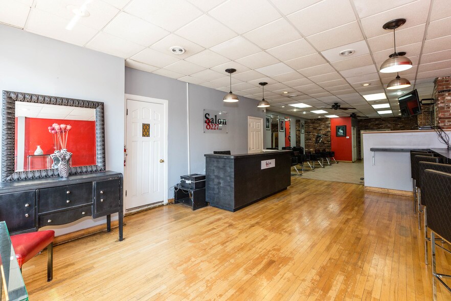 More Photos Of 8227 Georgia Ave, Silver Spring Storefront Retail Office For Lease
