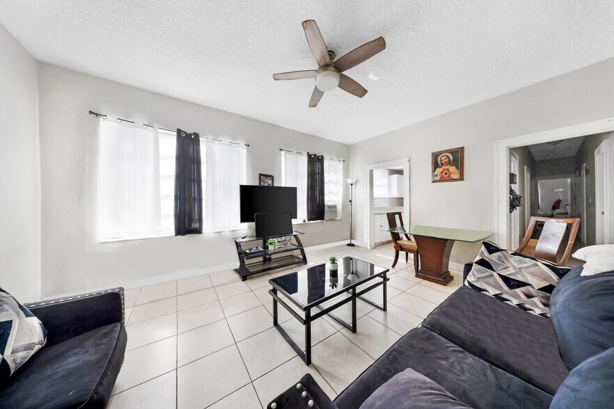 More Photos Of 1520 NW 1st St, Miami Apartments For Sale