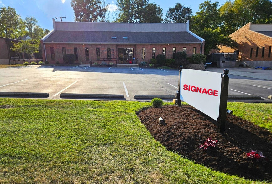 Primary Photo Of 10855 Indeco Dr, Cincinnati Office For Sale