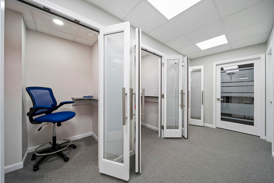 More Photos Of 75 Gilcreast Rd, Londonderry Office For Sale