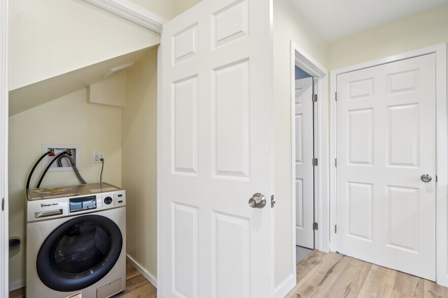 More Photos Of 16428 Halsted St, North Hills Multifamily For Sale