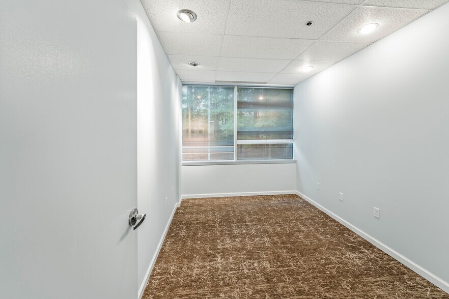 More Photos Of 1801 Robert Fulton Dr, Reston Medical For Sale