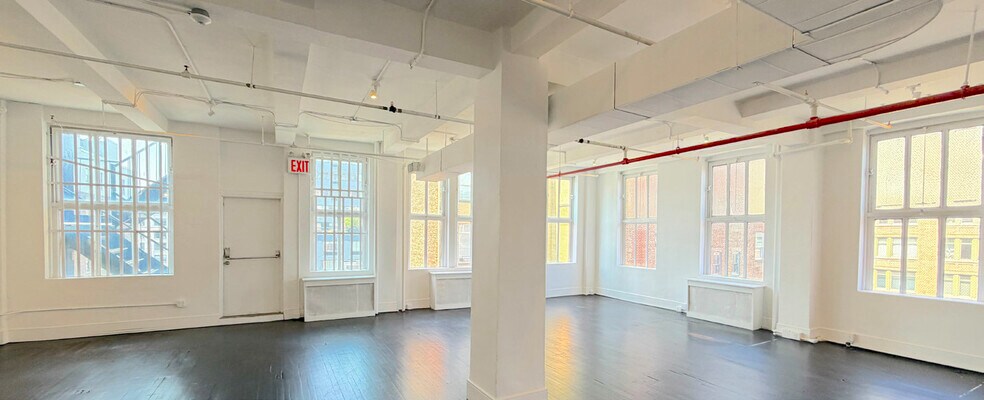More Photos Of 164 W 25th St, New York Office For Lease