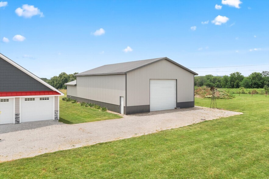 More Photos Of 19998 State RB hwy, Flemington Self Storage For Sale