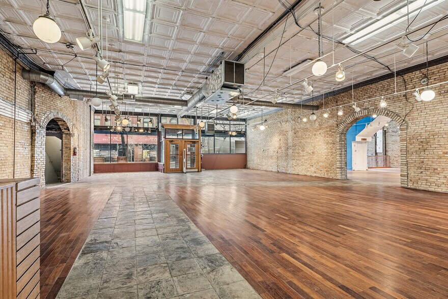 More Photos Of 309 S Cedar Ave, Minneapolis Storefront Retail Office For Sale