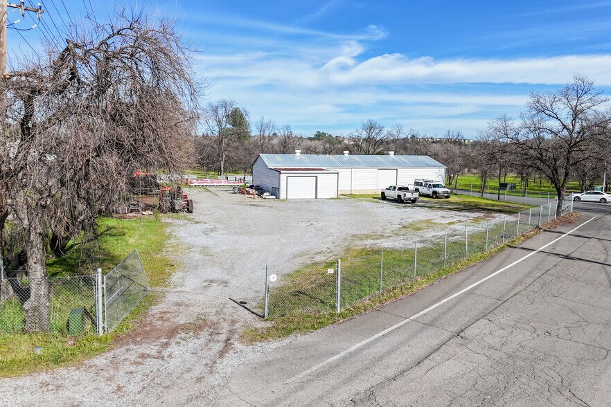 Primary Photo Of 895 Market st, Redding Industrial For Lease