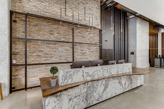 More Photos Of 448 N LaSalle Dr, Chicago Office For Lease