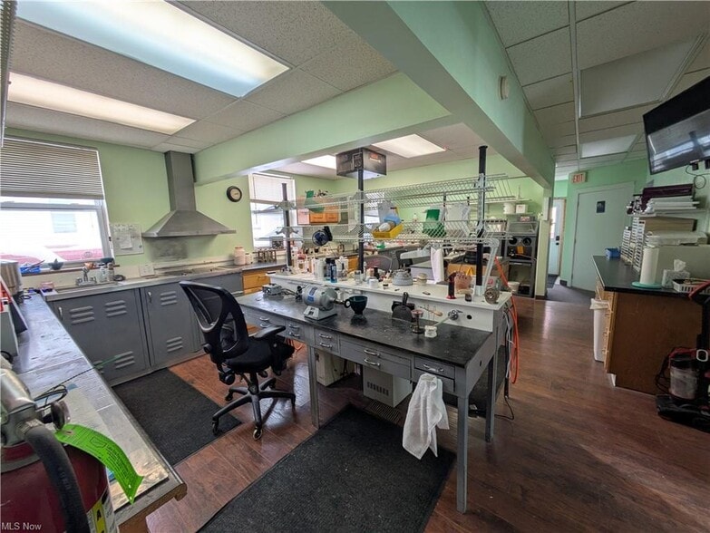 More Photos Of 211 Third St, Fairport Harbor Office For Sale