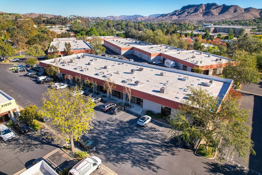 More Photos Of 31304-31348 Via Colinas, Westlake Village Unknown For Lease