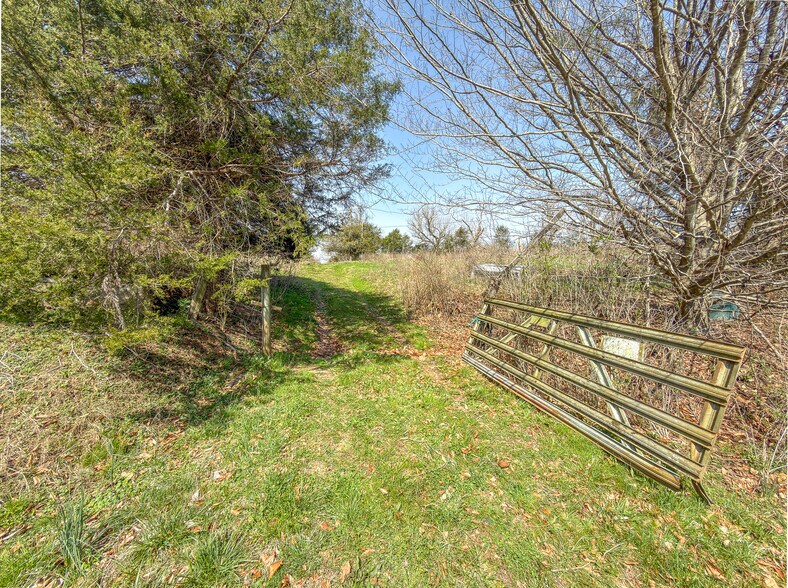 More Photos Of TBD Key Hole Rd, Fort Blackmore Land For Sale