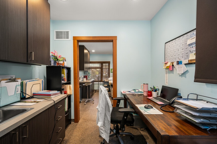 More Photos Of 615 E Chapman Ave, Orange Medical For Sale