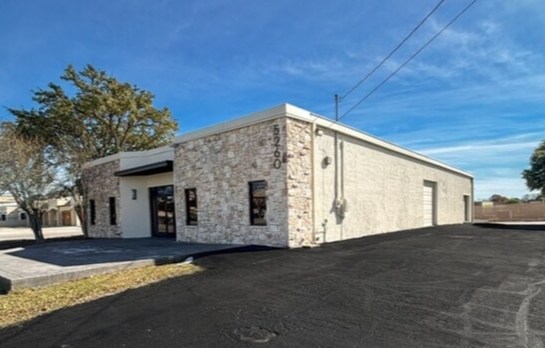 More Photos Of 5260 Rittiman Rd, San Antonio Light Distribution For Sale