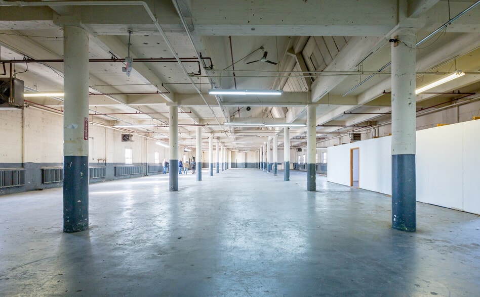 More Photos Of 239 Lindbergh Pl, Paterson Unknown For Lease