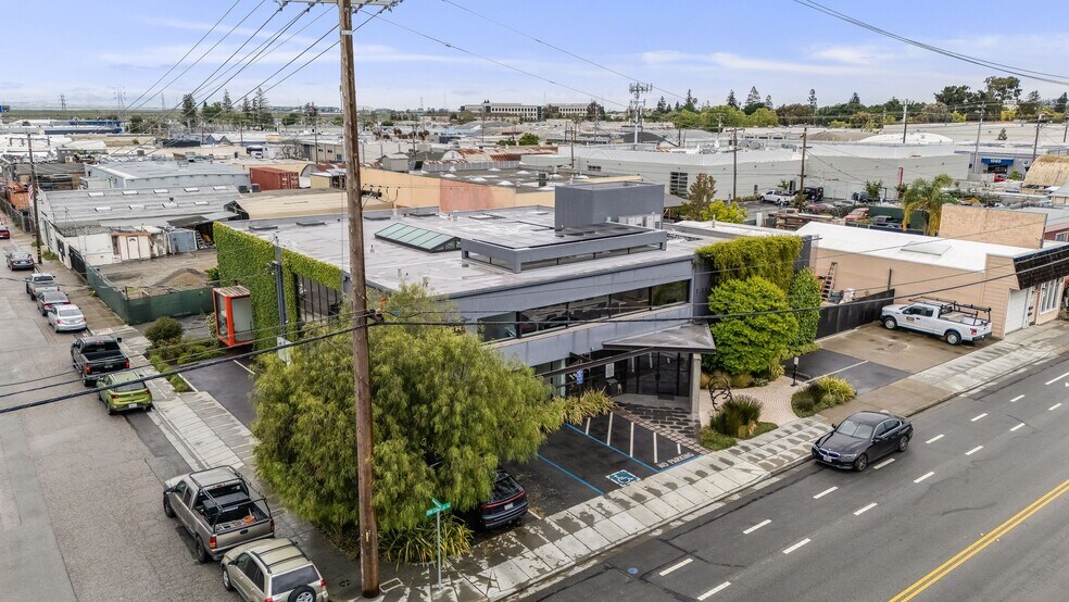 More Photos Of 1401 Old County Rd, San Carlos Manufacturing For Sale