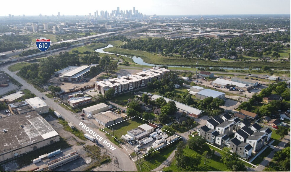 More Photos Of 3191 Produce Row, Houston Warehouse For Lease