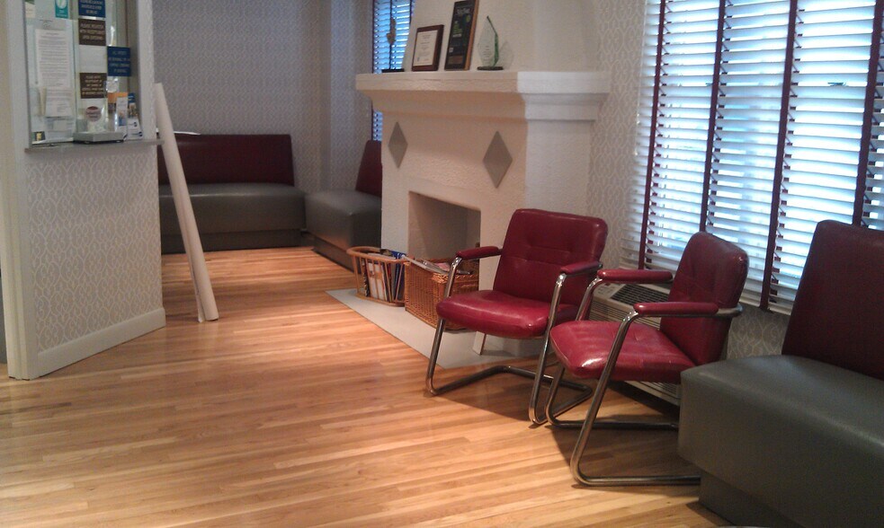 More Photos Of 14653 Delaware Ave, Flushing Medical For Lease