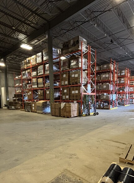 More Photos Of 3307 74th Ave, Leduc Warehouse For Lease