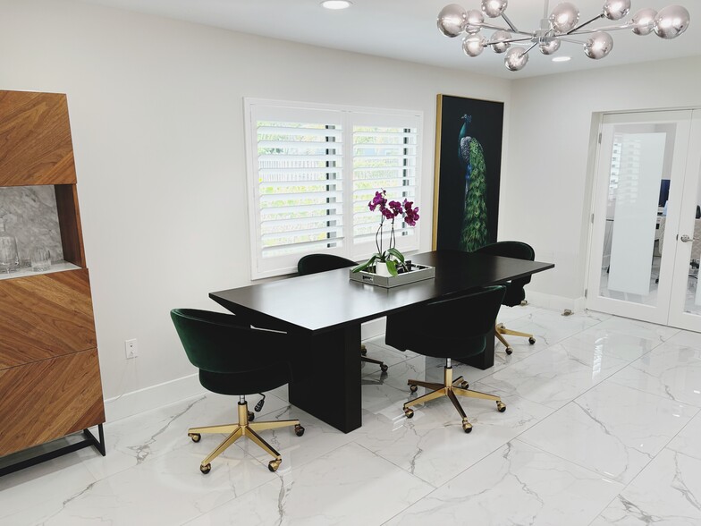 More Photos Of 301 SW 7th St, Fort Lauderdale Office For Sale