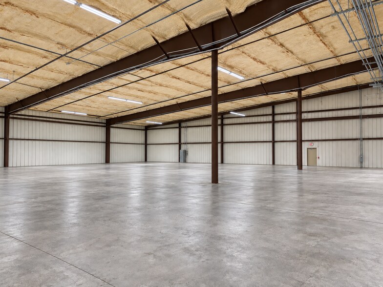 More Photos Of 1000 Warmack, Warner Warehouse For Sale