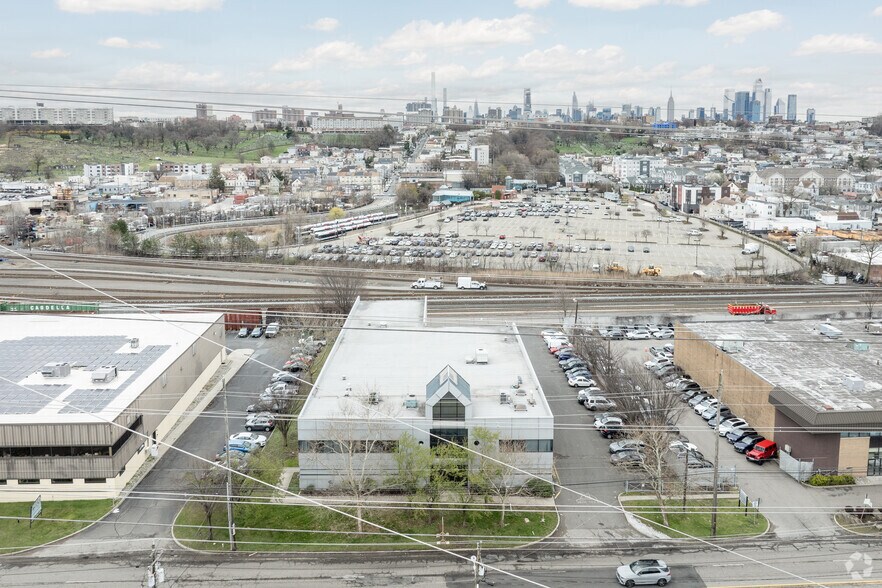 More Photos Of 4800 West Side Ave, North Bergen Warehouse For Lease