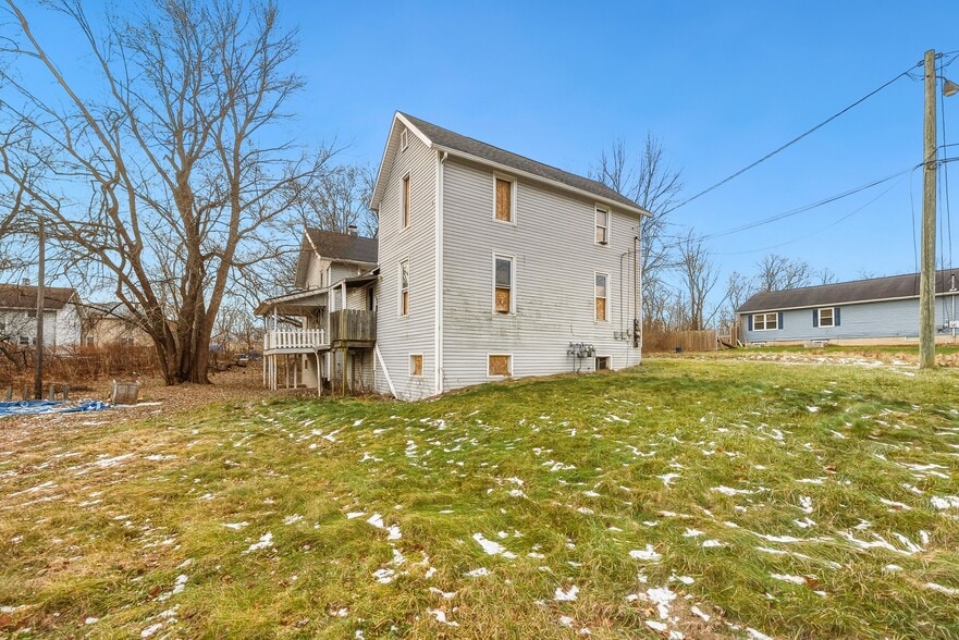 More Photos Of 763 Bowman St, Mansfield Multifamily For Sale
