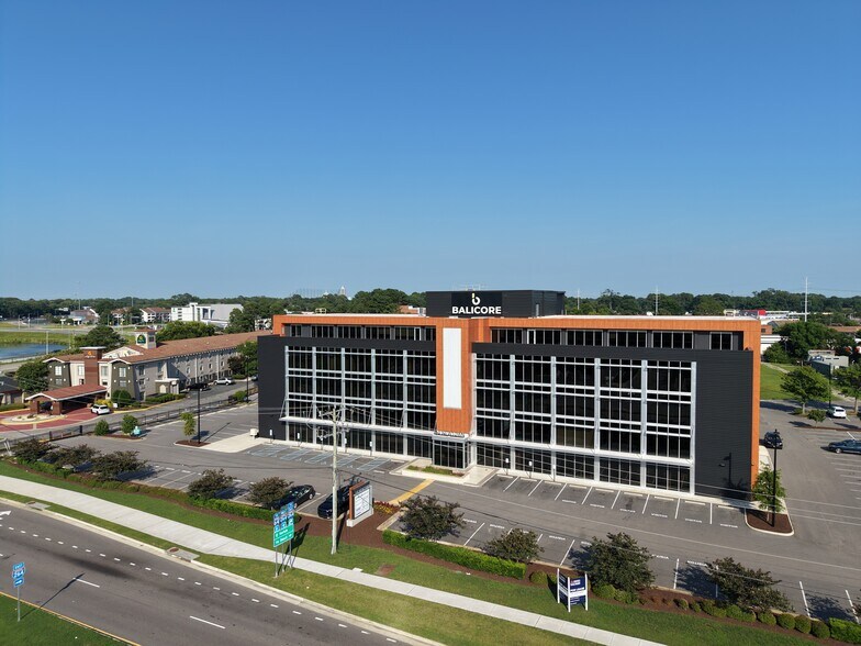 More Photos Of 160 Newtown Rd, Virginia Beach Office For Lease