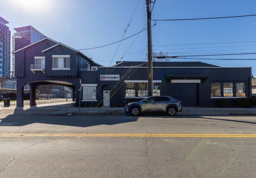 More Photos Of 247 E St John St, San Jose General Retail For Sale