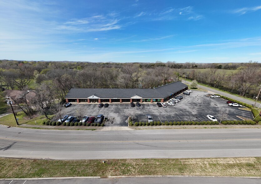More Photos Of 1450 Sam Davis Rd, Smyrna General Retail For Sale