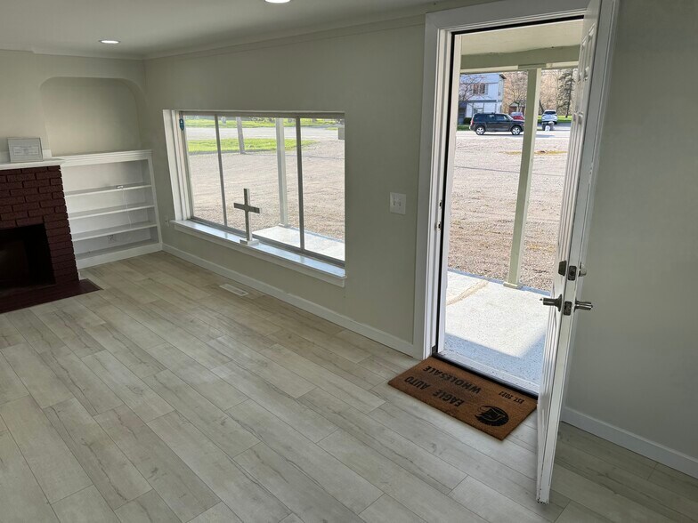 More Photos Of 5331 Gratiot Ave, Saint Clair Auto Dealership For Sale