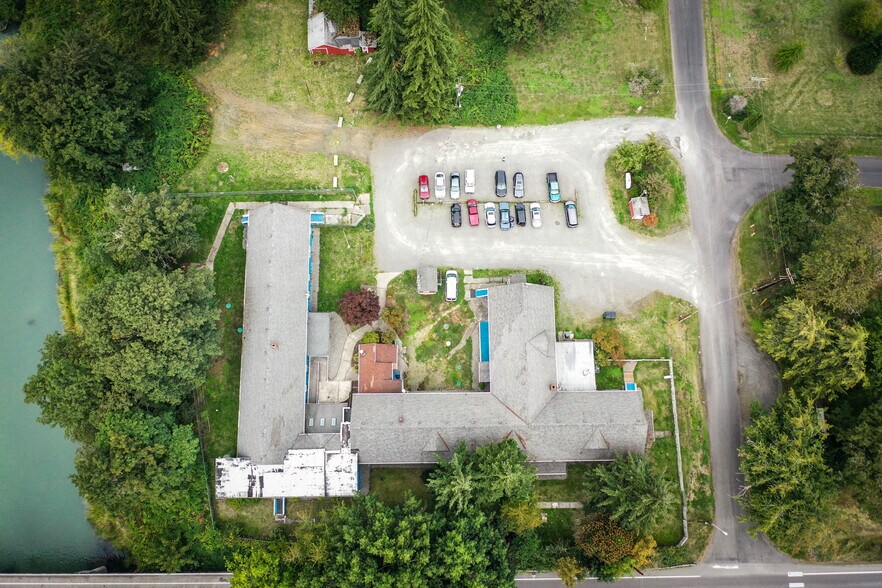 More Photos Of 9414 357th St, Roy Dormitory For Sale