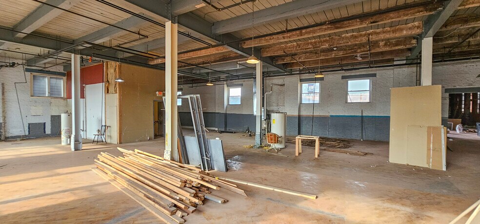 More Photos Of 1930 E Huntingdon St, Philadelphia Warehouse For Lease