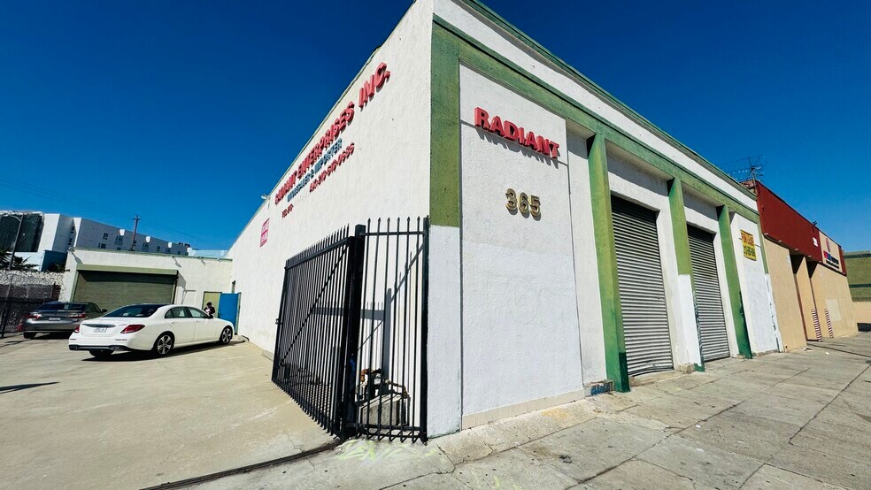More Photos Of 365-369 S Central Ave, Los Angeles Warehouse For Lease