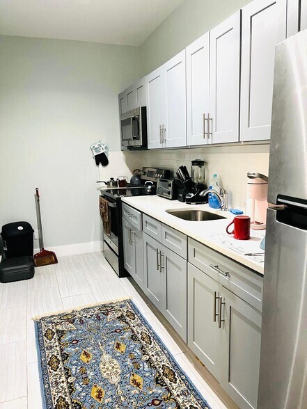 More Photos Of 2850 W 17th St, Brooklyn Apartments For Sale