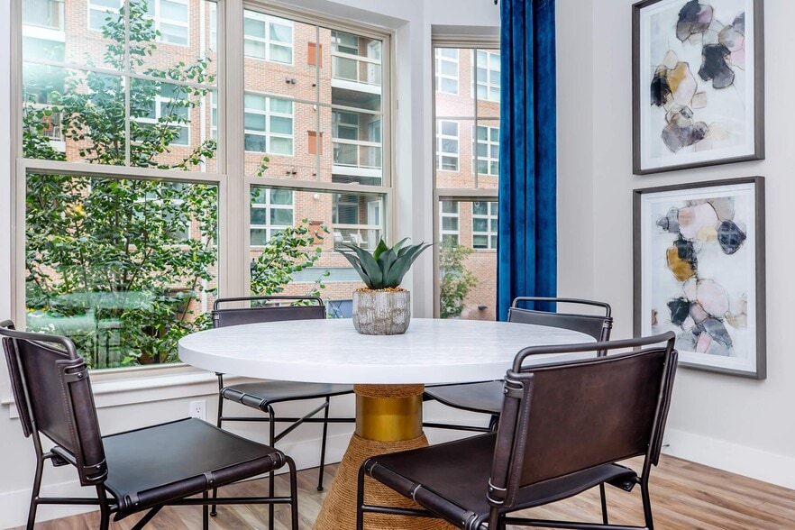 More Photos Of 515 West Ave, Norwalk Unknown For Lease