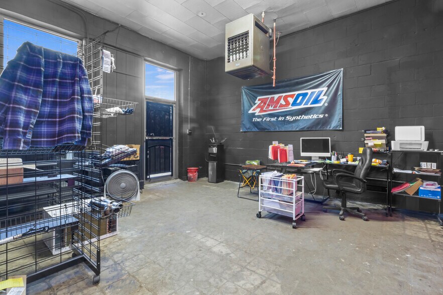 More Photos Of 3031 S Holt Rd, Indianapolis Warehouse For Sale