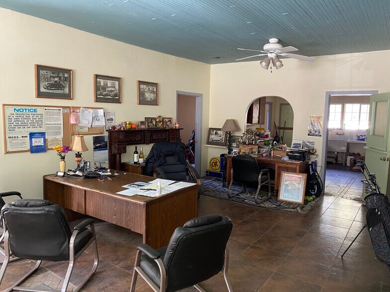 More Photos Of 4875 Black Oak Mine Rd, Garden Valley Auto Dealership For Sale