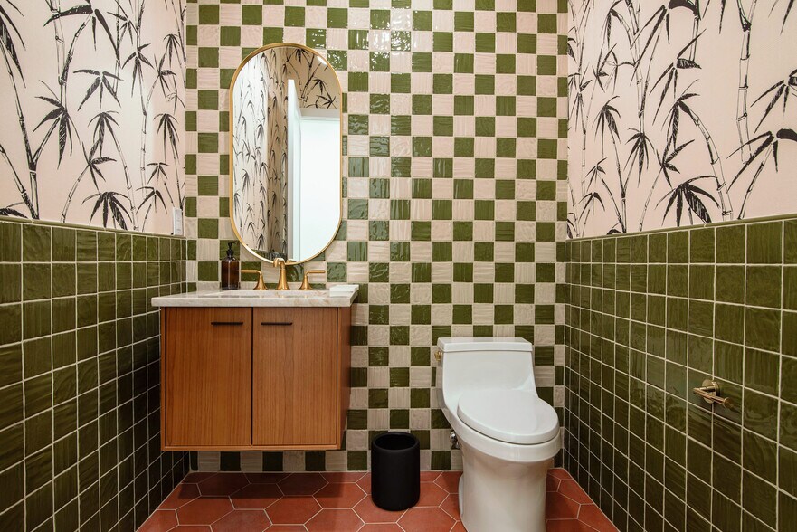 More Photos Of 5100 Kelly Rd, Aledo General Retail For Lease