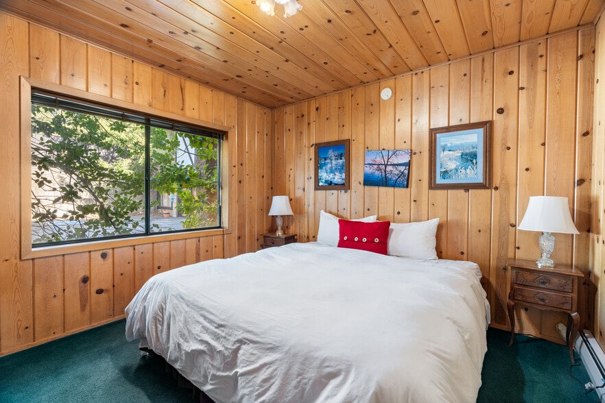 More Photos Of 7276 N Lake Blvd, Tahoe Vista Hotel For Sale