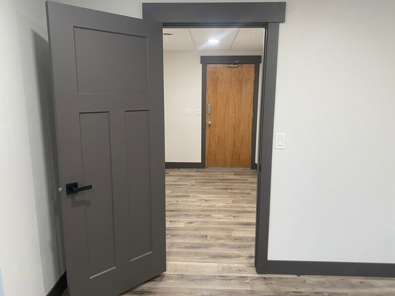 More Photos Of 6936 Promenade Dr, Salt Lake City Medical For Lease