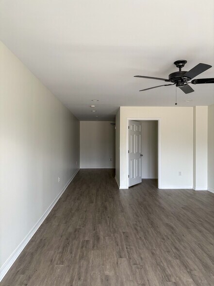 More Photos Of 725 Cardinal Cir, Summerdale Industrial For Lease