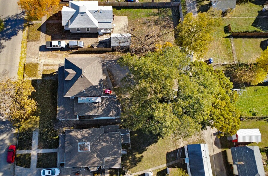 More Photos Of 525 W 8th St, Junction City Apartments For Sale