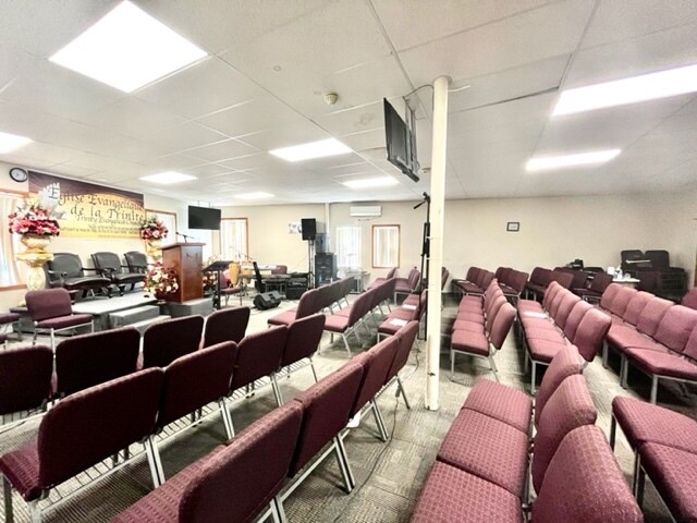 More Photos Of 1224 Hyde Park Ave, Hyde Park Loft Creative Space For Lease