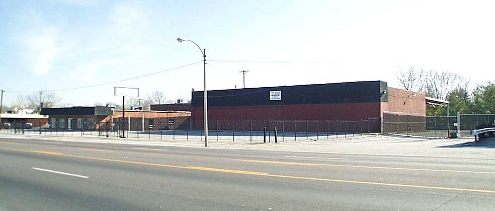 More Photos Of 9260 W Florissant Ave, Saint Louis Auto Repair For Sale