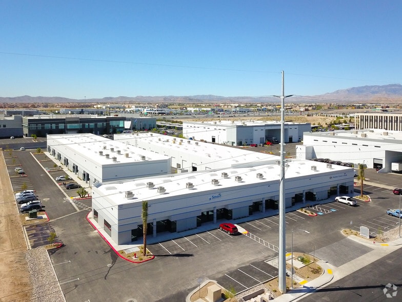 More Photos Of 6445 W Sunset Rd, Las Vegas Warehouse For Lease
